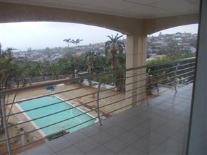 4 Bed House in La Lucia