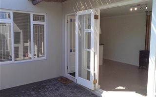 2 Bedroom House in Melkbosstrand