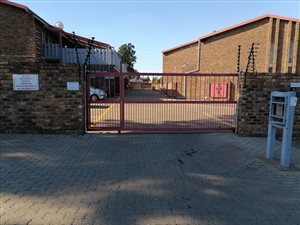 2 Bed Townhouse in Brackendowns