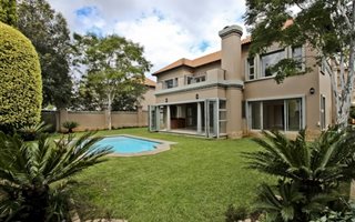 3 Bedroom Cluster in Hyde Park