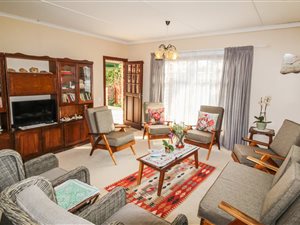 1 Bed Townhouse in Dan Pienaar
