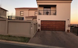 3 Bedroom House in Amberfield