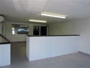 572 m² Industrial space in Riverside Park