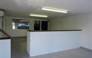 572 m² Industrial space in Riverside Park