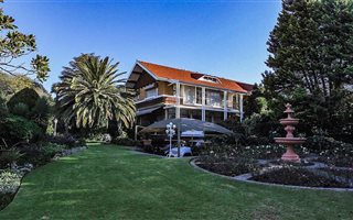 5 Bedroom House in Dan Pienaar