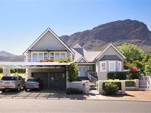 5 Bed House in Franschhoek