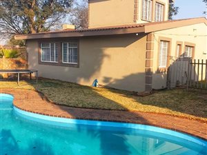 3 Bed House in Casseldale