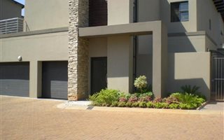 3 Bedroom Cluster in Bedfordview