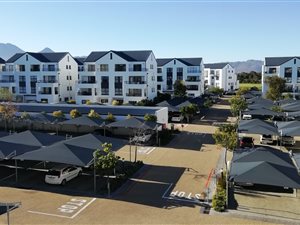 2 Bed Apartment in De Velde