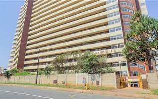 3 Bedroom Apartment in Doonside
