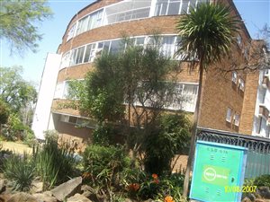 5 Bed Apartment in Cyrildene