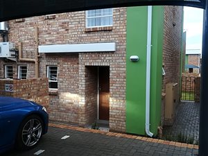 3 Bed Apartment in Theresa Park