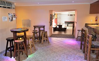 410 m² Retail Space in Mayville