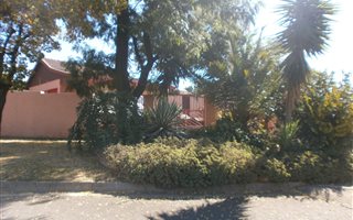 3 Bedroom House in Southcrest