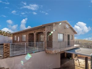 5 Bed House in Dawncrest
