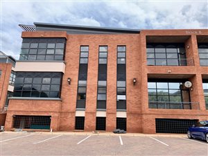 227 m² Office Space in Eco Park