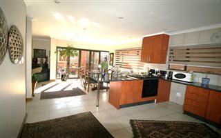 4 Bedroom Cluster in Rouxville