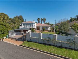 4 Bed House in Durbell