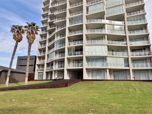 3 Bed Apartment in Diaz Beach