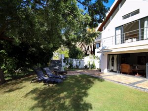 5 Bed House in Brandwacht