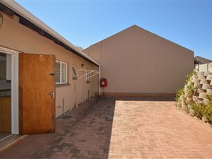 2 Bed Townhouse in Florida Hills