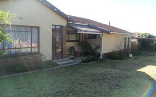 3 Bedroom House in Meredale