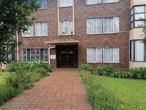 2 Bed Apartment in Clarendon