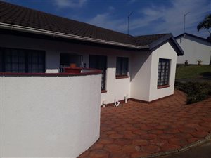 3 Bedroom Simplex in Grosvenor
