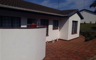 3 Bedroom Simplex in Grosvenor
