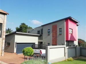 3 Bed Townhouse in Sinoville