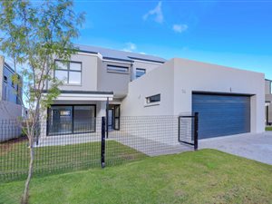 3 Bed House in Kraaibosch