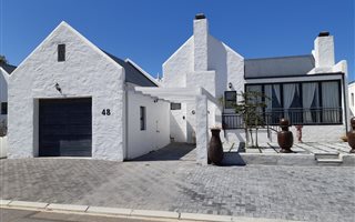 3 Bedroom House in Yzerfontein