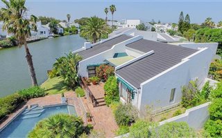 3 Bedroom House in Marina Da Gama
