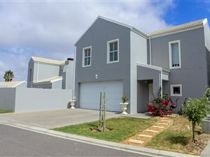 3 Bed House in Langeberg Ridge
