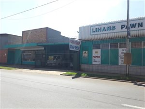 350 m² Industrial space in Maraisburg
