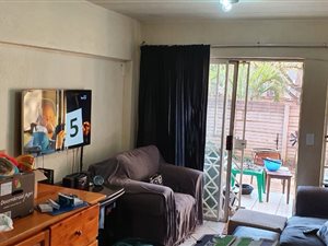 2 Bed Townhouse in Highveld