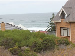 600 m² Land available in Jongensfontein