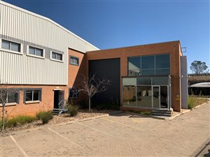 5733 m² Industrial space in Cosmo City