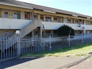 2 Bed Apartment in Bluff