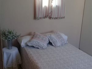 1 Bed Garden Cottage in Horison