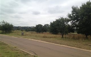 1000 m² Land available in Boschkop
