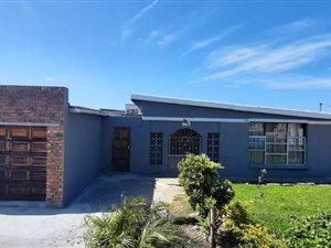 3 Bed House in Korsten