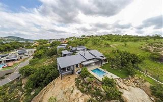 4 Bedroom House in Sonheuwel