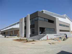 4679 m² Commercial space in Pomona