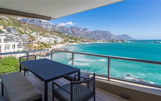 3 Bedroom Apartment in Clifton