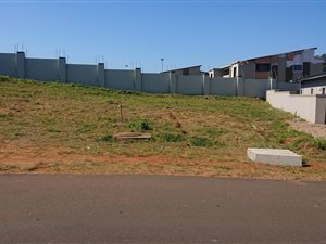 609 m² Land available in Tongaat Beach