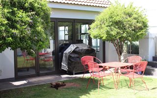 2 Bedroom Townhouse in Jet Park