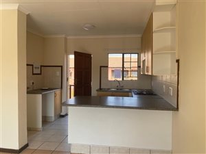 2 Bed Apartment in Mooikloof Equestrian Estate