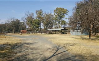 40.8 ha Land available in Doornkloof
