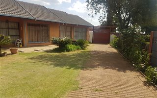 4 Bedroom House in Eastvale